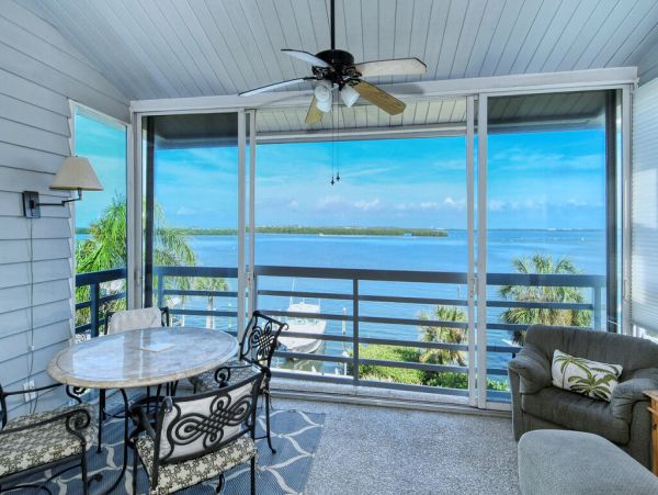 Longboat Key Two Bedroom Bayfront Condo with Great Views