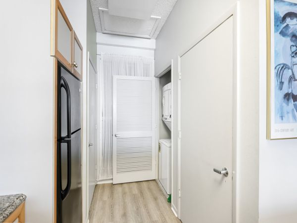 Bay View Condo With Pool and Hot Tub in Longboat Key