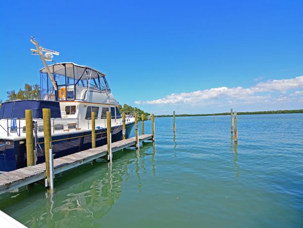 Bay View Condo With Pool and Hot Tub in Longboat Key