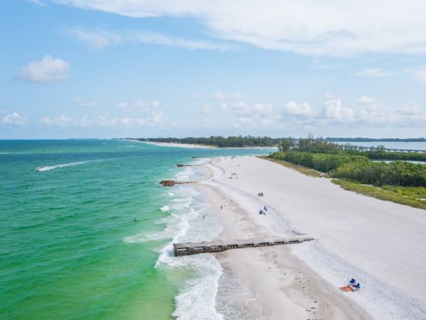 Bay View Condo With Pool and Hot Tub in Longboat Key