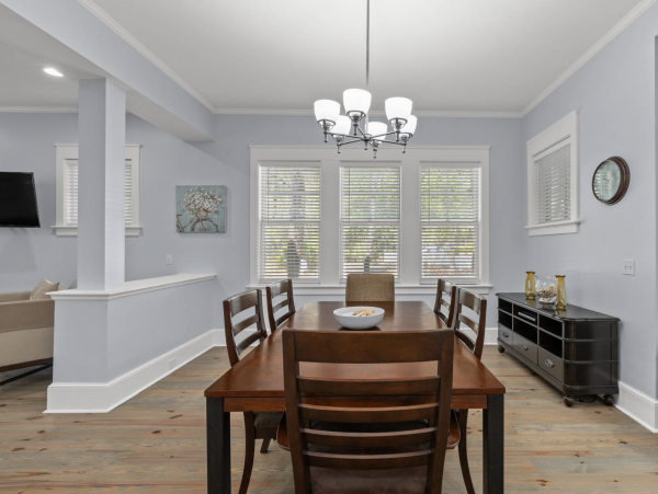 Panama City Main House & Carriage House