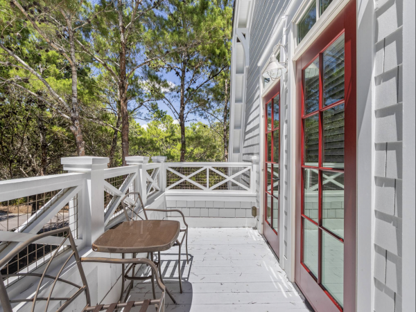 Panama City Main House & Carriage House