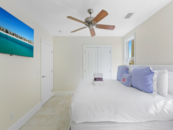 Gulf Front 7 Bedroom Vacation Rental