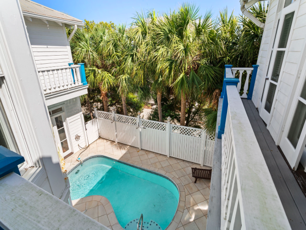 Luxury Gulf-View Escape with Private Pool in Destin