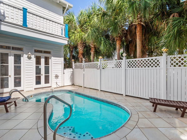 Luxury Gulf-View Escape with Private Pool in Destin
