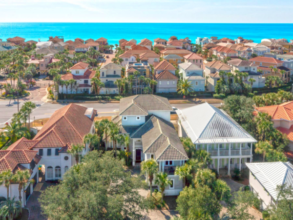 Five bedroom home in Destin close to beach