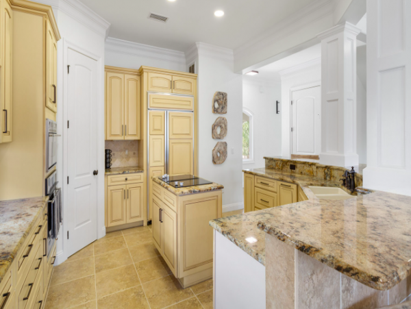 Five bedroom home in Destin close to beach