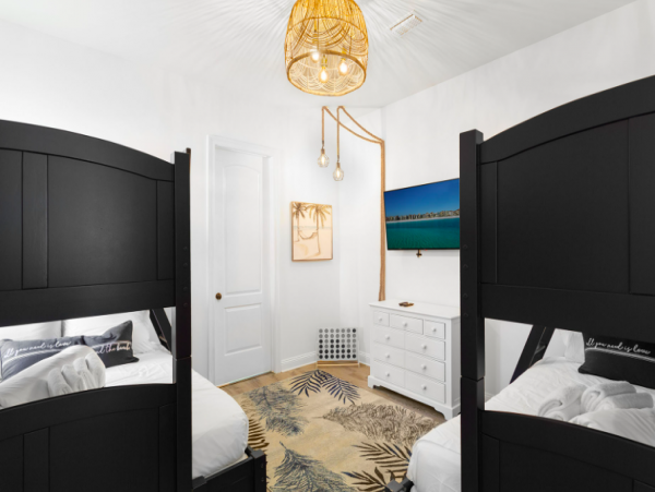 Five bedroom home in Destin close to beach