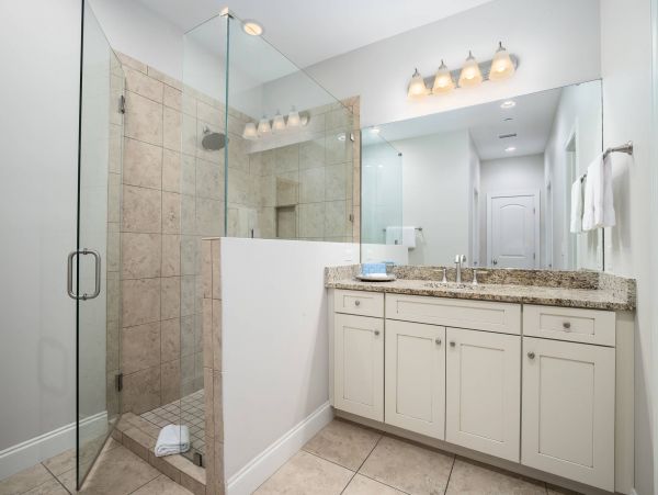 Luxurious Vacation Rental in Destin: Your Coastal Escape