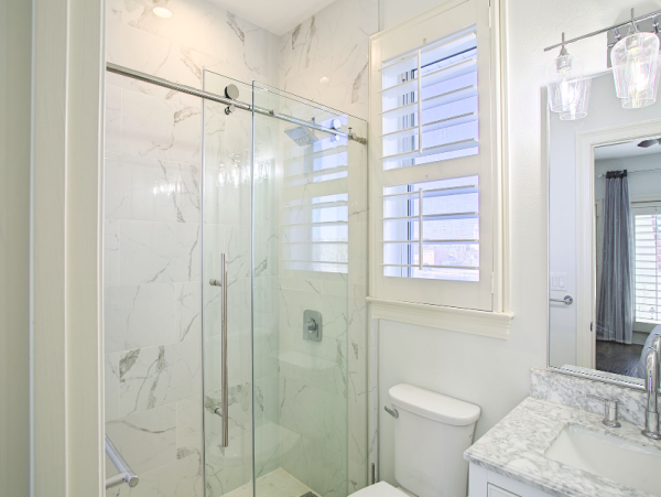 Elegant Waterfront Escape in the Heart of Destin