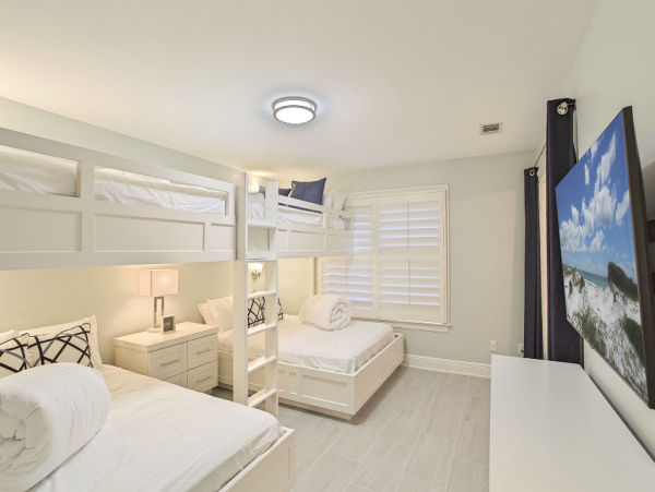 Elegant Waterfront Escape in the Heart of Destin