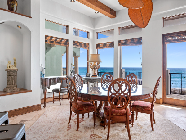 Beachfront Seven Bedroom Vacation Home in Destin