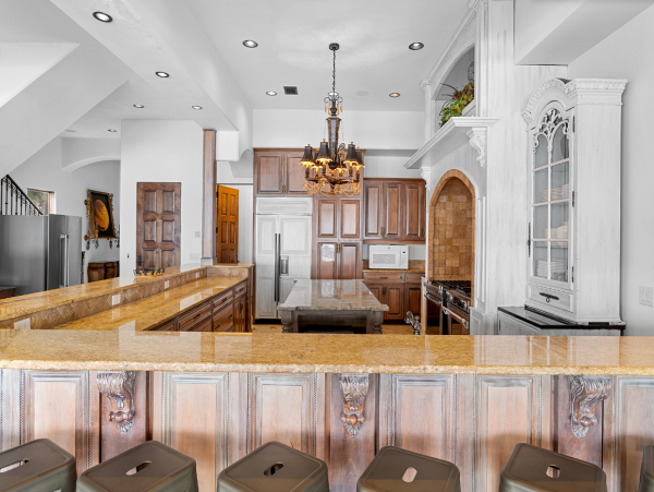 Beachfront Seven Bedroom Vacation Home in Destin
