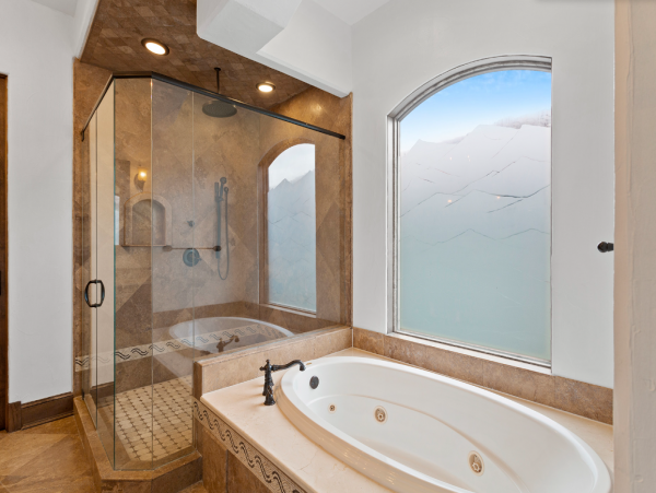 Beachfront Seven Bedroom Vacation Home in Destin