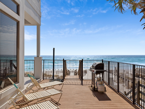 Beachfront Seven Bedroom Vacation Home in Destin