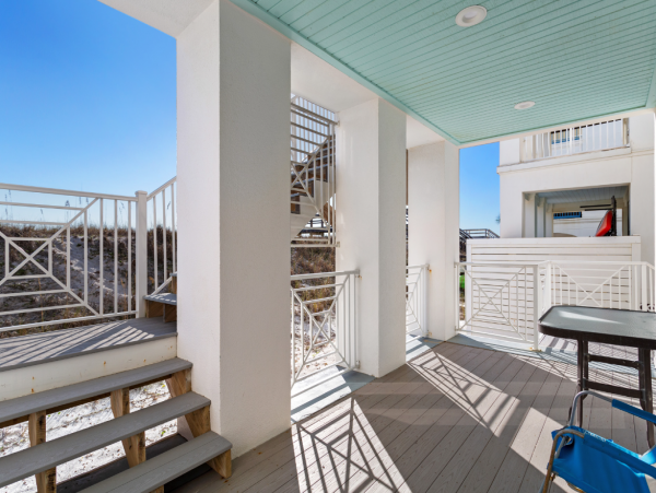 Gulf-front Four Bedroom Vacation Home in Destin