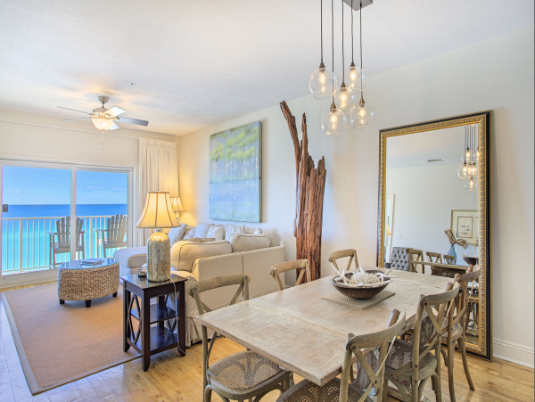Three Bedroom Beach Escape with Sceninc Gulf Views in Destin