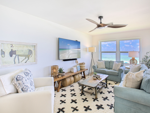 Destin Vacation Rental Two Bedroom  Located in Chrystal Beach