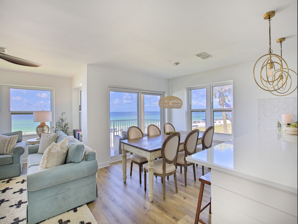 Destin Vacation Rental Two Bedroom  Located in Chrystal Beach
