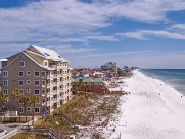 Destin Vacation Rental Two Bedroom  Located in Chrystal Beach