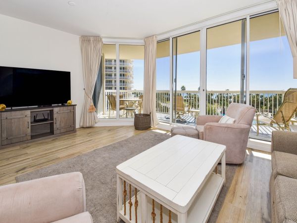 Destin Luxury Beachfront Condo