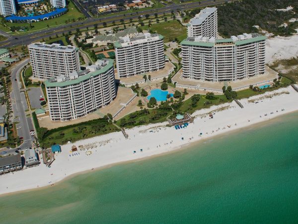 Destin Vacation Rental Beach Resort 3-Bedroom Condo