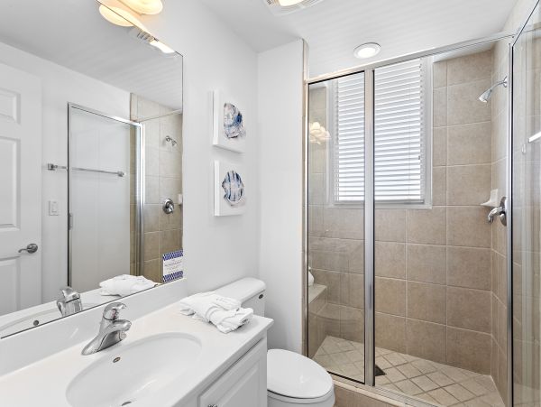 Destin Vacation Rental Beach Resort 3-Bedroom Condo