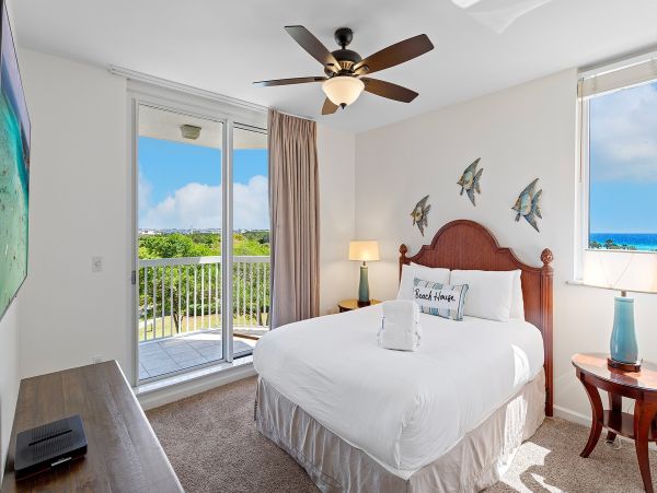 Destin Vacation Rental Beach Resort 3-Bedroom Condo