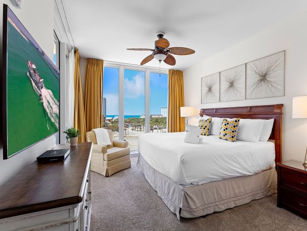Destin Vacation Rental Beach Resort 3-Bedroom Condo