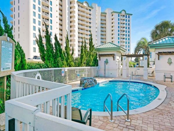 Destin Vacation Rental Beach Resort 3-Bedroom Condo