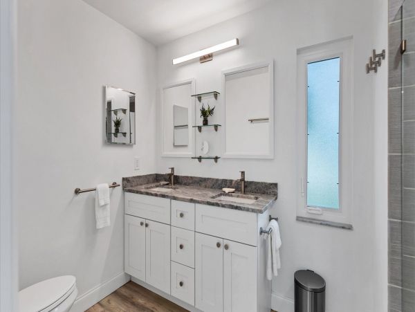 Sarasota Magnificent Home with 3 Bedrooms