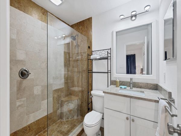Sarasota Magnificent Home with 3 Bedrooms