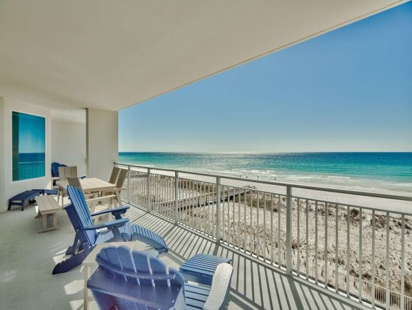 Luxury Beachfront Condo on Okaloosa Island - Unforgettable Views & Amenities