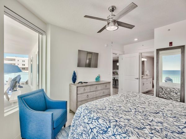 Luxury Beachfront Condo on Okaloosa Island - Unforgettable Views & Amenities