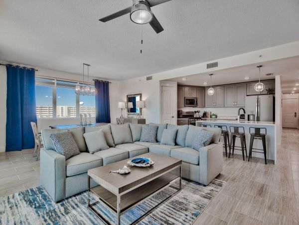 Luxury Beachfront Condo on Okaloosa Island - Unforgettable Views & Amenities