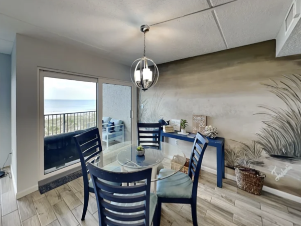 Beachfront Two Bedroom Great Views Jacksonville beach