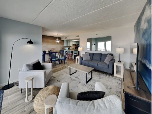 Beachfront Two Bedroom Great Views Jacksonville beach