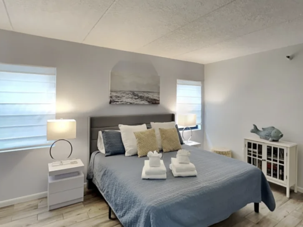 Beachfront Two Bedroom Great Views Jacksonville beach