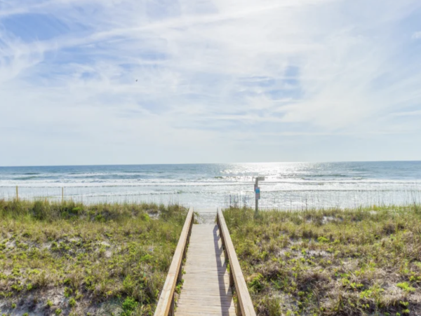 Beachfront Two Bedroom Great Views Jacksonville beach