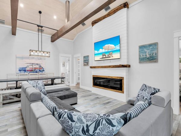 Marathon Wonderful Vacation Home with 10 Bedroom