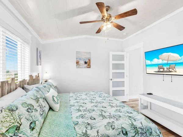 Marathon Wonderful Vacation Home with 10 Bedroom