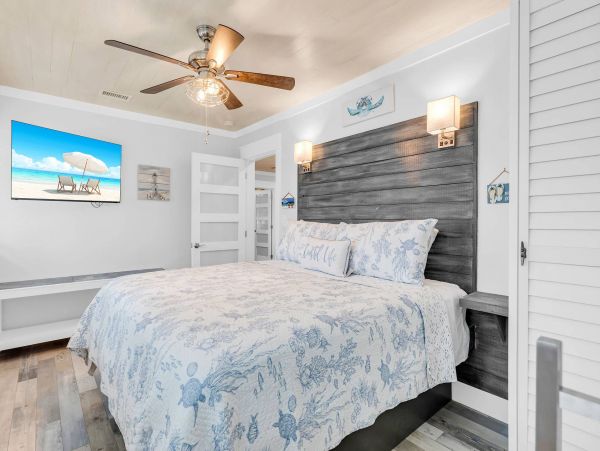 Marathon Wonderful Vacation Home with 10 Bedroom