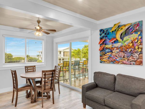 Marathon Wonderful Vacation Home with 10 Bedroom