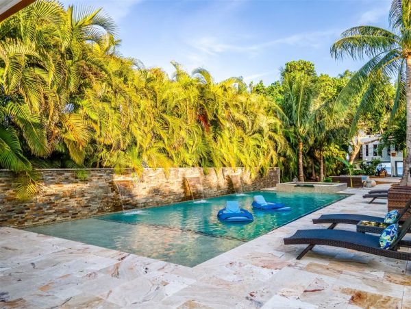 Marathon Vacation Home Four Bedroom