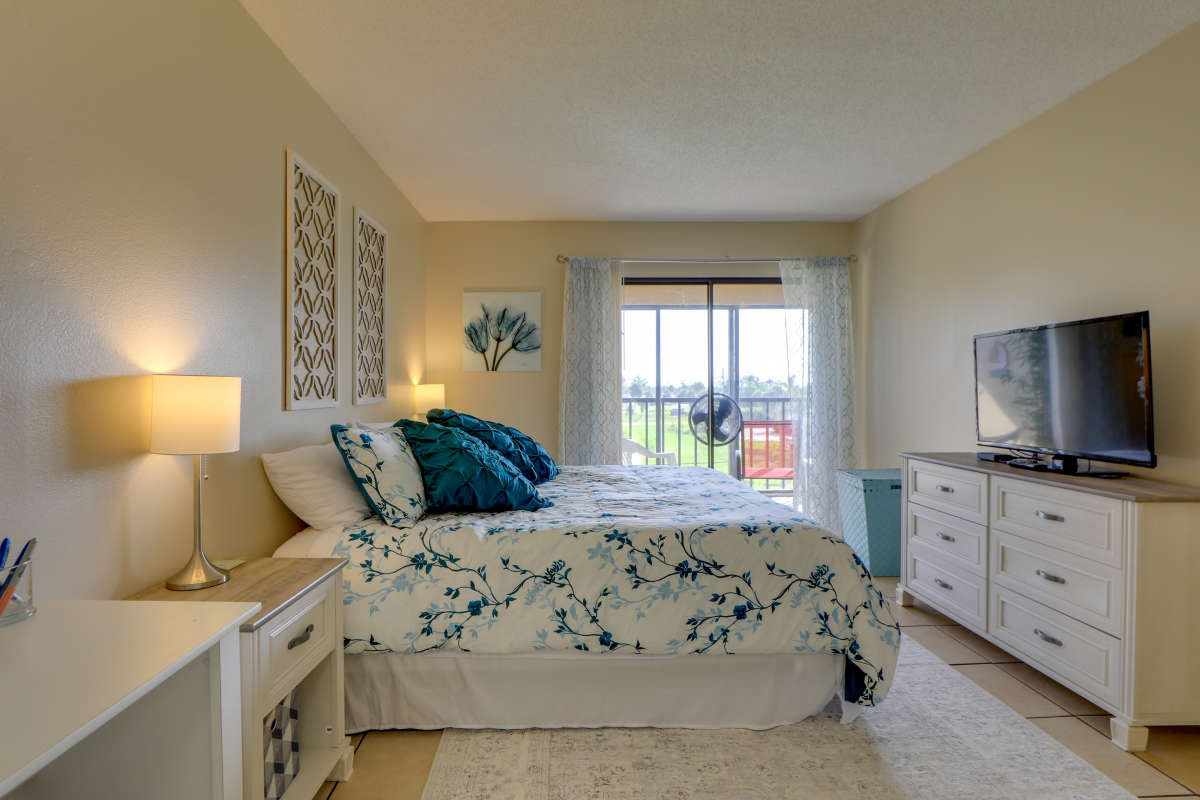 Port Charlotte Vacation Condo Two Bedrooms Gulf Views