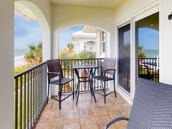 Gulf Front Bellair Vacation Condo Two Bedroom