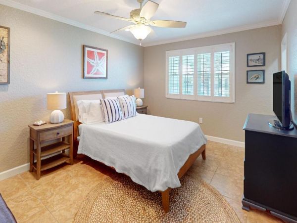 Gulf Front Bellair Vacation Condo Two Bedroom