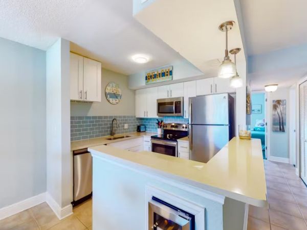 Redington Beach Two Bedroom Stunning Coastal Vacation Rental