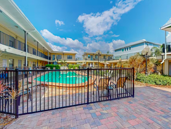 1 Bedroom Condo located in Redington Beach