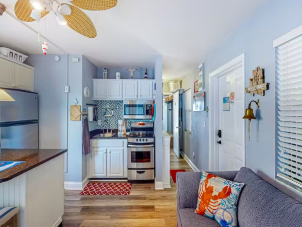 1 Bedroom Condo located in Redington Beach